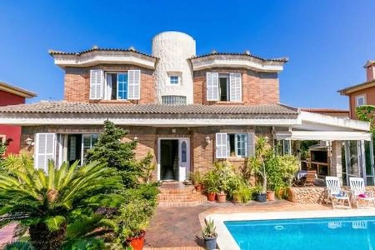 Luxury Villa In Marratxi, Private Pool location